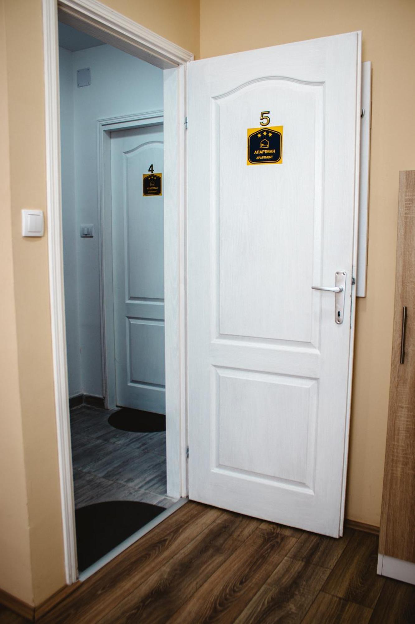 S. A. L. 2 Apartment Zrenjanin Exterior photo